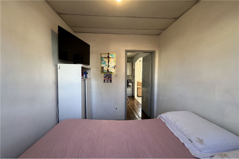 Casa à venda com 2 quartos, 75m² - Foto 8