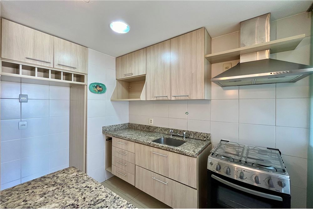 Apartamento à venda com 2 quartos, 60m² - Foto 16