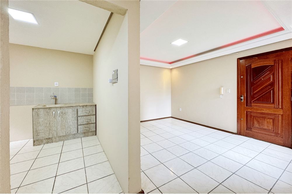 Apartamento à venda com 2 quartos, 51m² - Foto 2