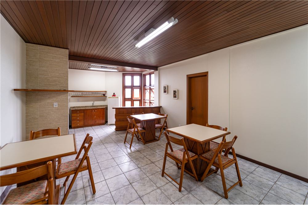 Apartamento à venda com 3 quartos, 197m² - Foto 25