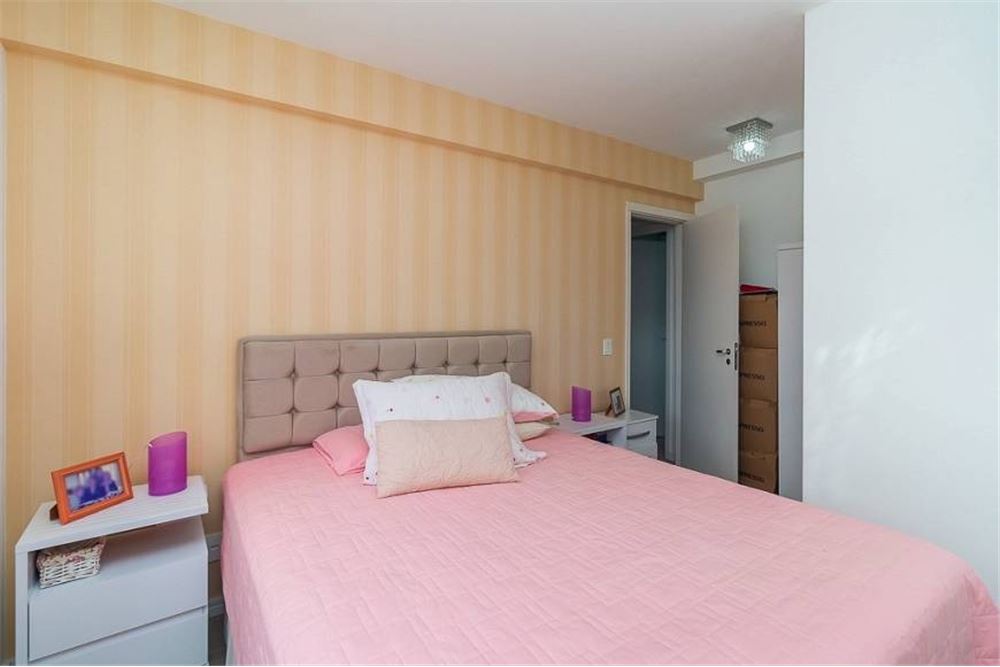 Apartamento à venda com 3 quartos, 75m² - Foto 9