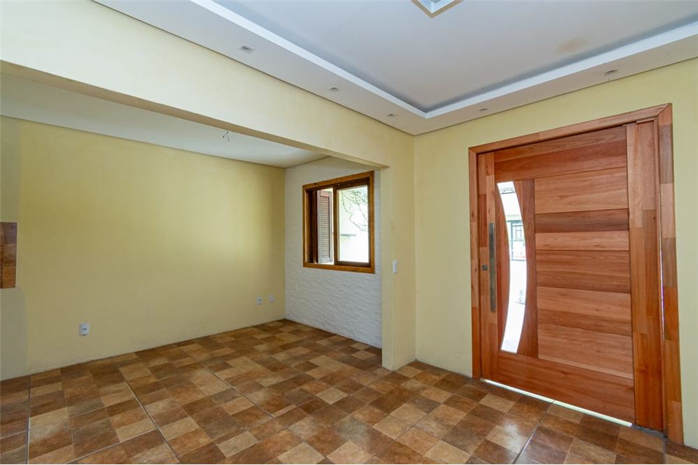 Casa à venda com 3 quartos, 80m² - Foto 2