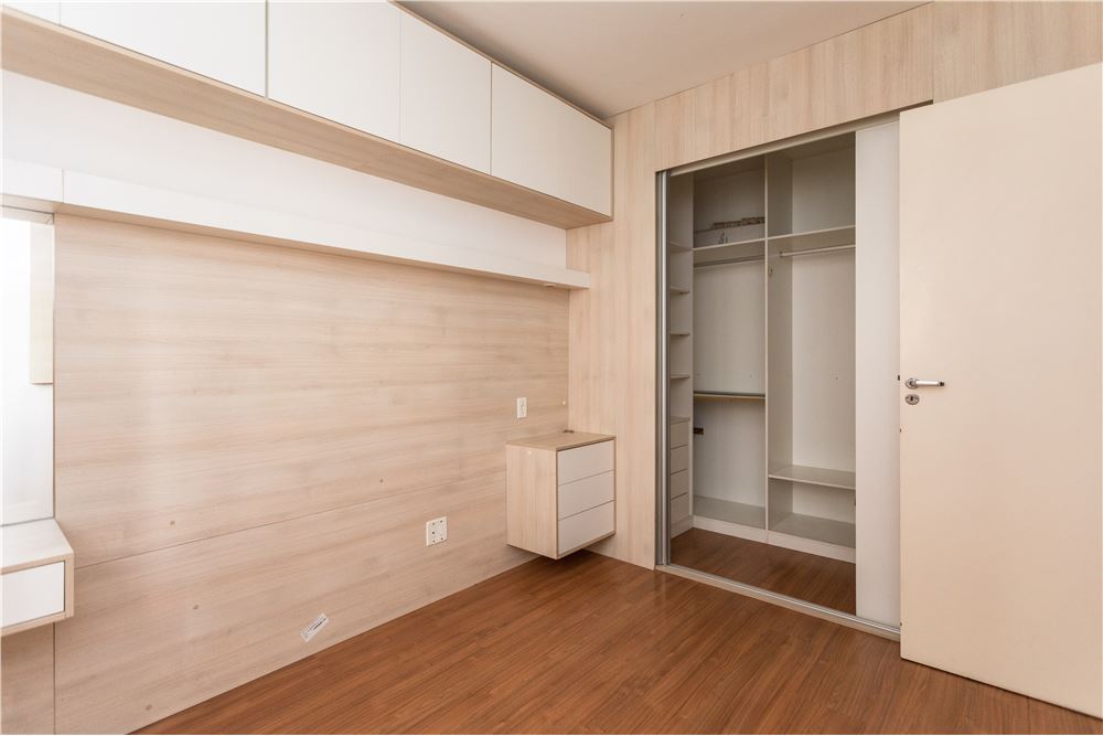 Apartamento à venda com 2 quartos, 76m² - Foto 13