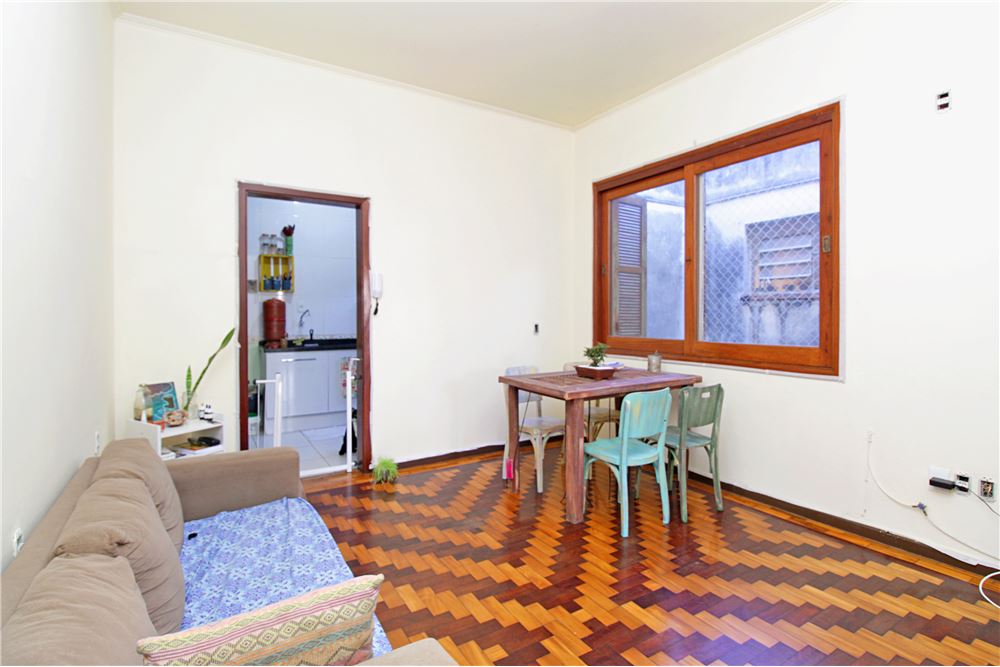 Apartamento à venda com 2 quartos, 74m² - Foto 1