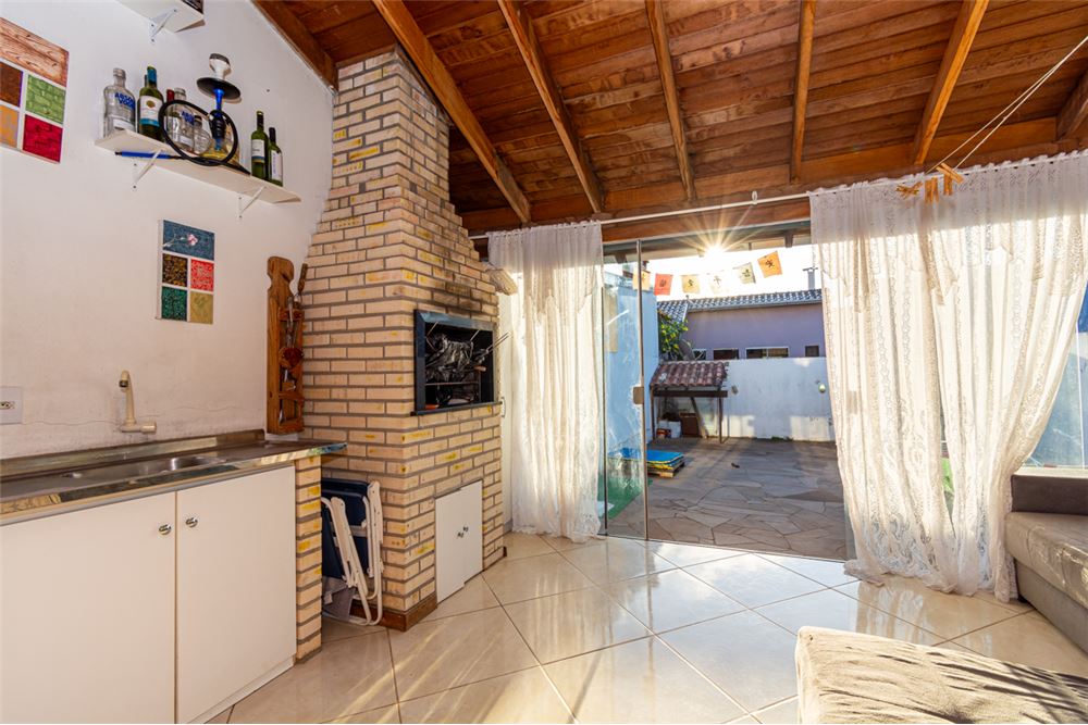 Casa à venda com 2 quartos, 90m² - Foto 18