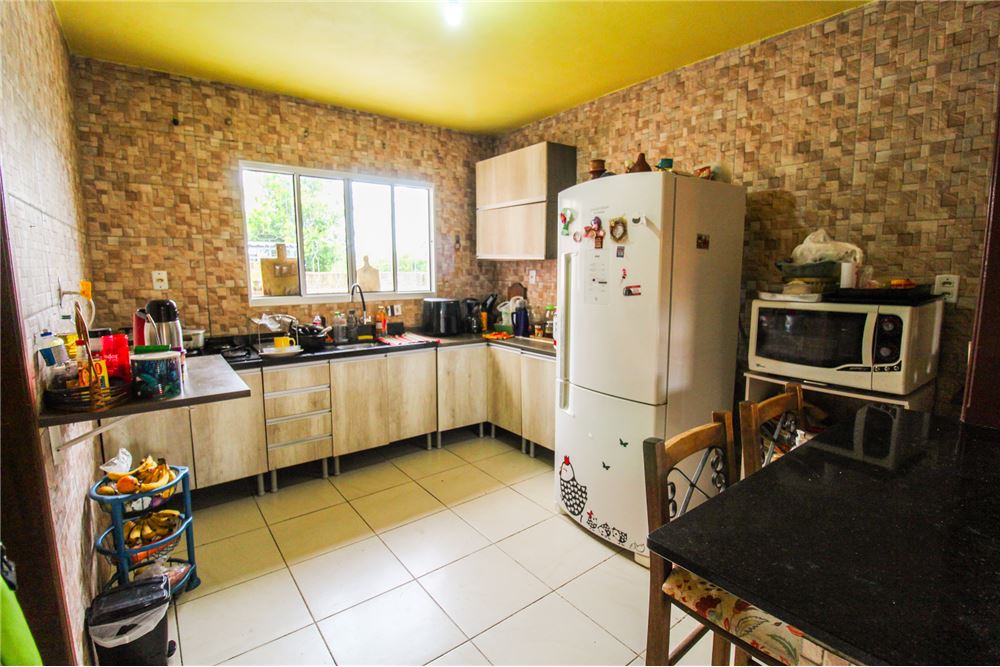 Casa à venda com 3 quartos, 160m² - Foto 4