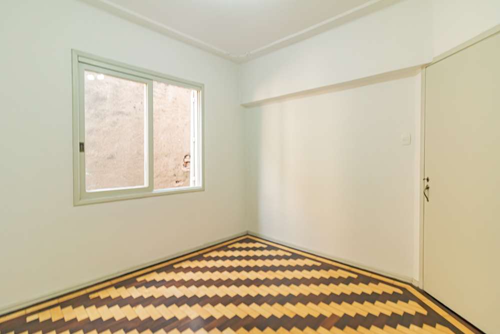 Apartamento à venda com 3 quartos, 107m² - Foto 1