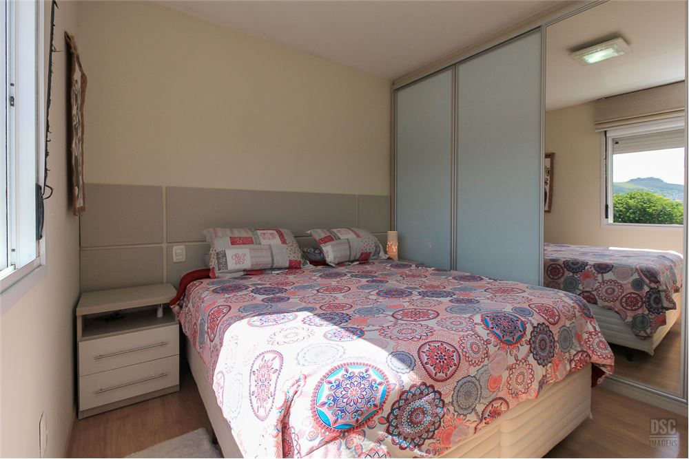 Apartamento à venda com 2 quartos, 80m² - Foto 13