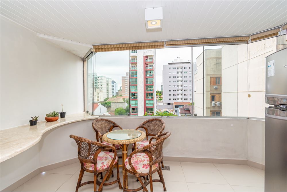 Apartamento à venda com 3 quartos, 102m² - Foto 1