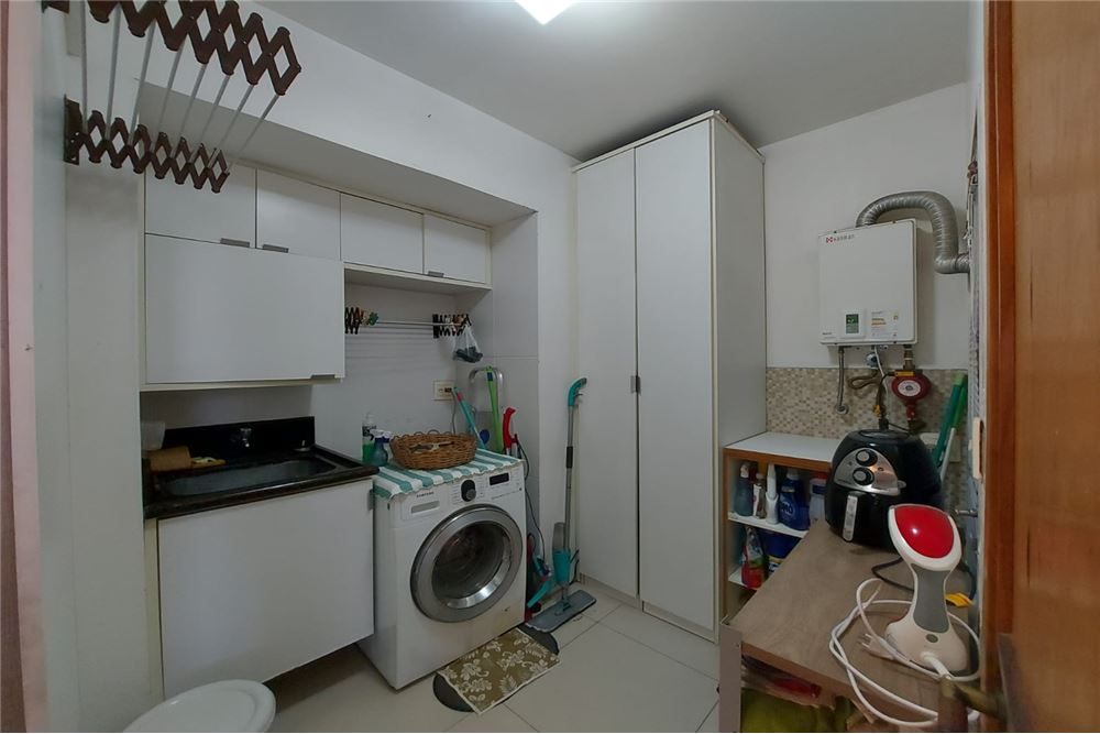 Apartamento à venda com 4 quartos, 250m² - Foto 7