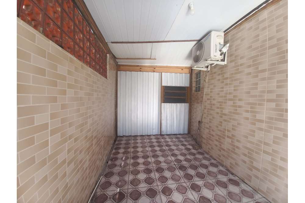 Casa à venda com 2 quartos, 60m² - Foto 23