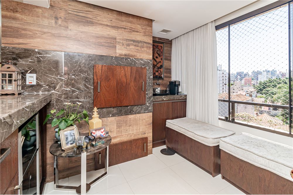 Apartamento à venda com 3 quartos, 156m² - Foto 4