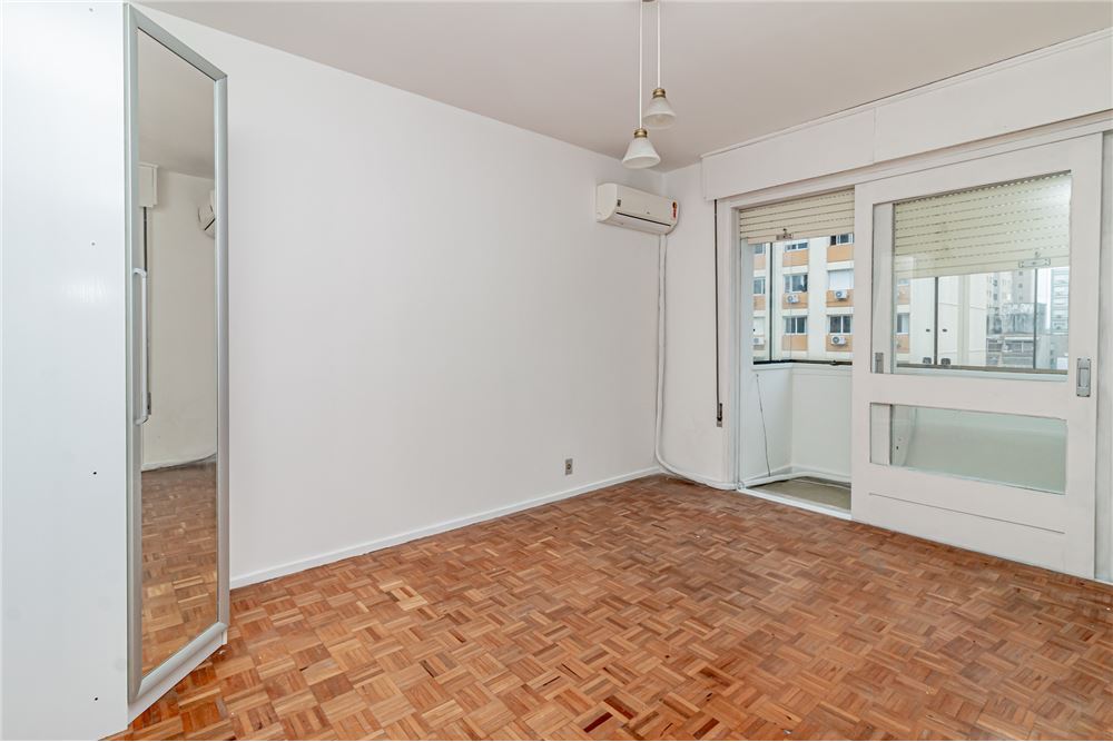 Apartamento à venda com 3 quartos, 105m² - Foto 12