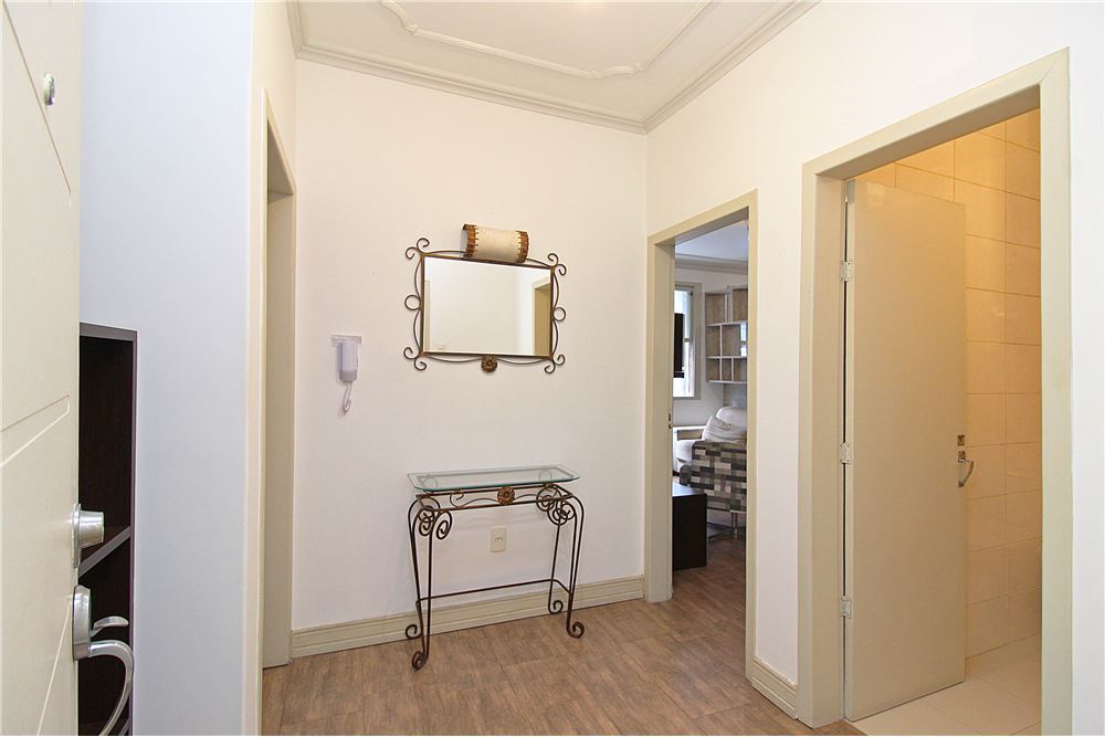 Apartamento à venda com 3 quartos, 145m² - Foto 4