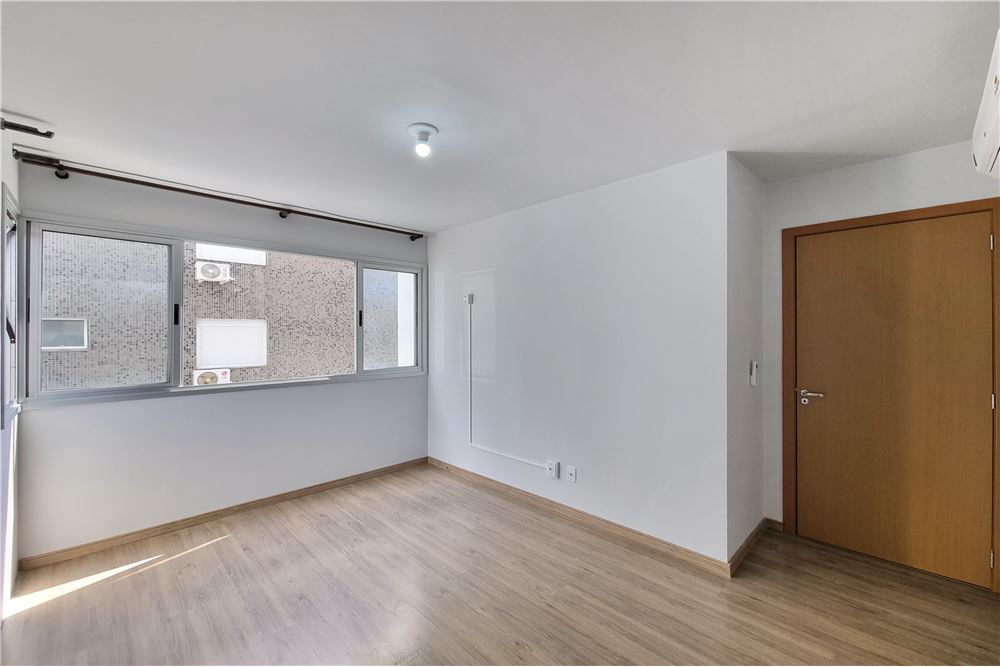 Apartamento à venda com 2 quartos, 106m² - Foto 18