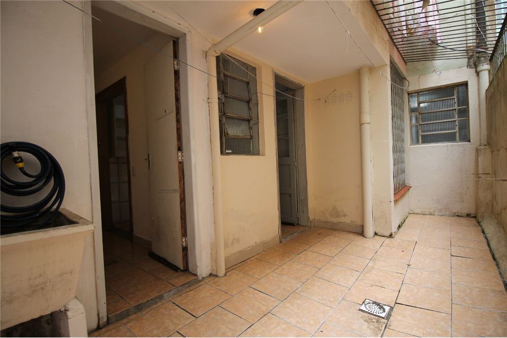 Apartamento à venda com 2 quartos, 59m² - Foto 18