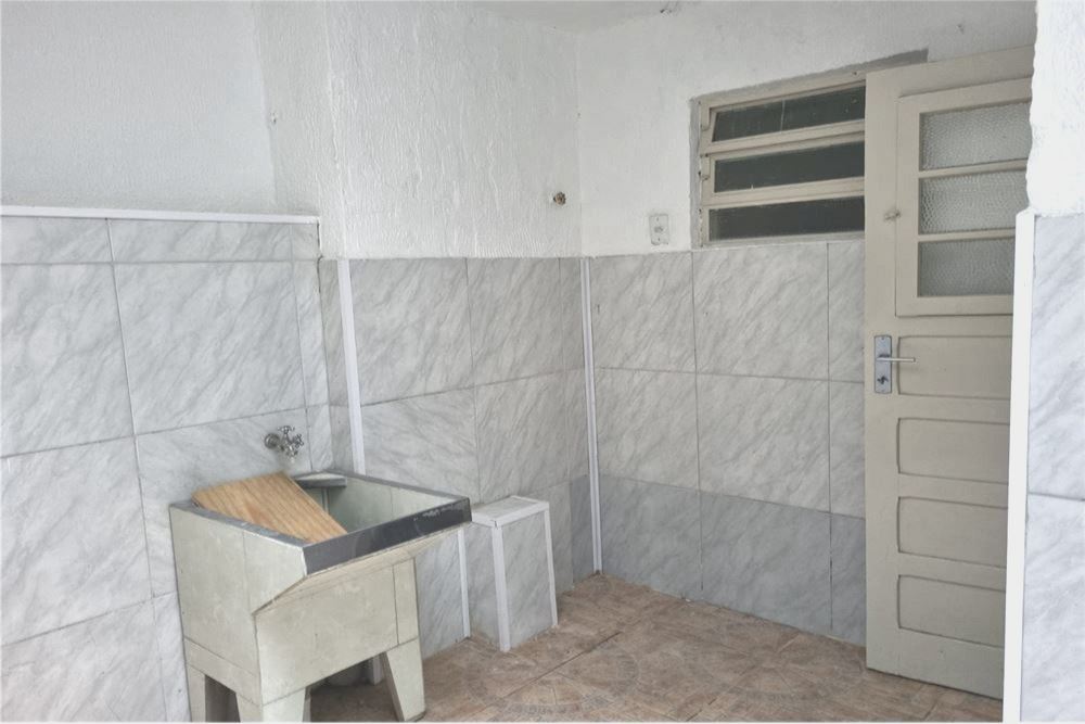 Apartamento à venda com 1 quarto, 41m² - Foto 18