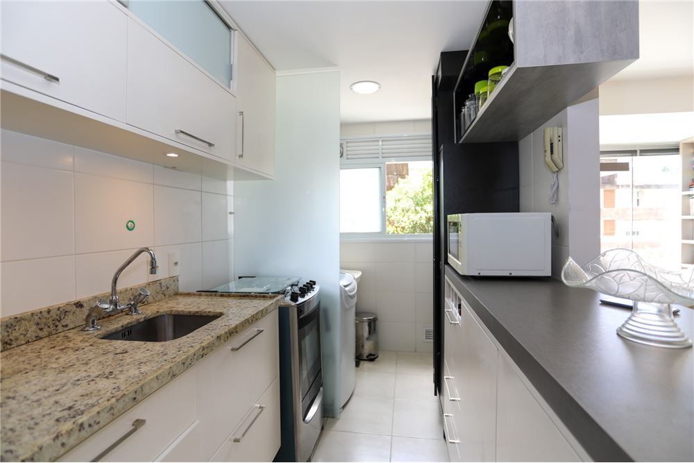 Apartamento à venda com 2 quartos, 69m² - Foto 12