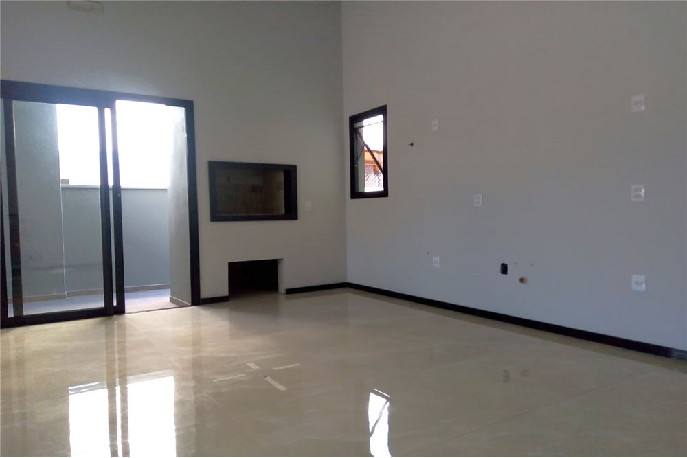 Casa à venda com 3 quartos, 144m² - Foto 8