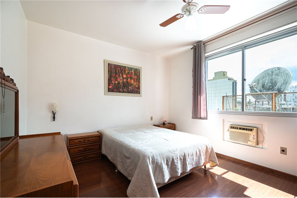 Apartamento à venda com 2 quartos, 115m² - Foto 18