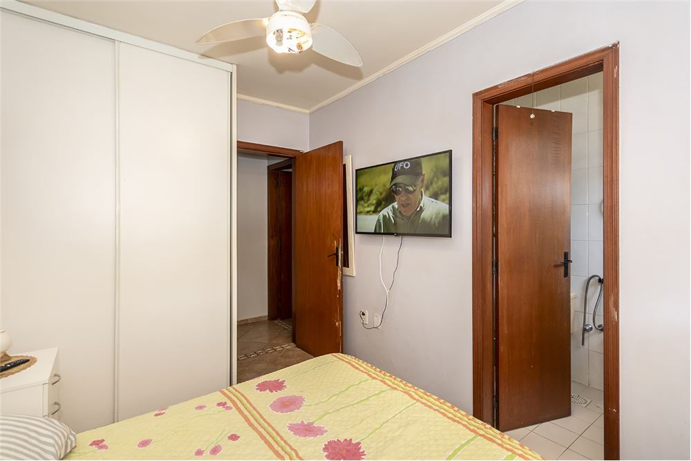 Casa à venda com 4 quartos, 210m² - Foto 22