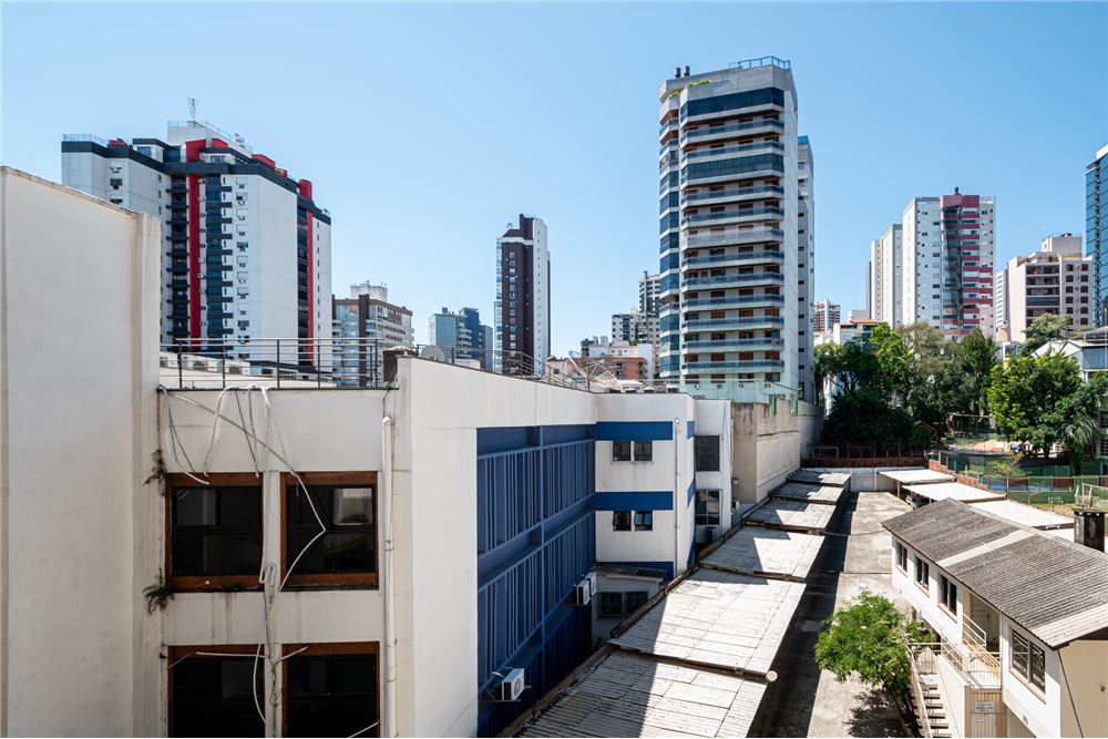 Apartamento à venda com 2 quartos, 127m² - Foto 8