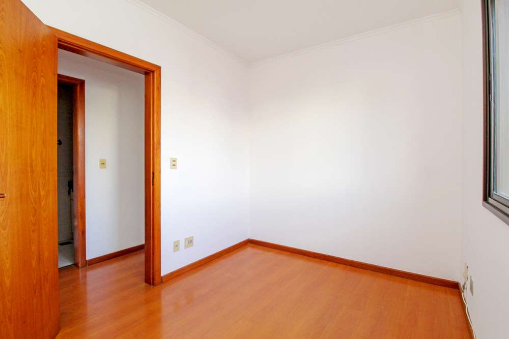 Apartamento à venda com 2 quartos, 63m² - Foto 3