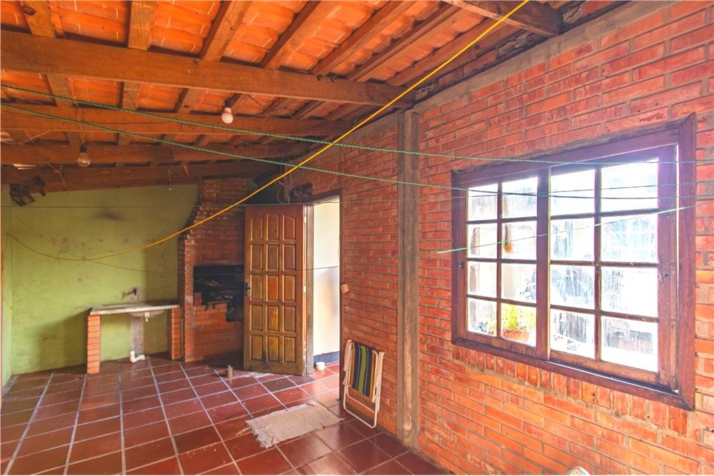 Casa à venda com 3 quartos, 360m² - Foto 16