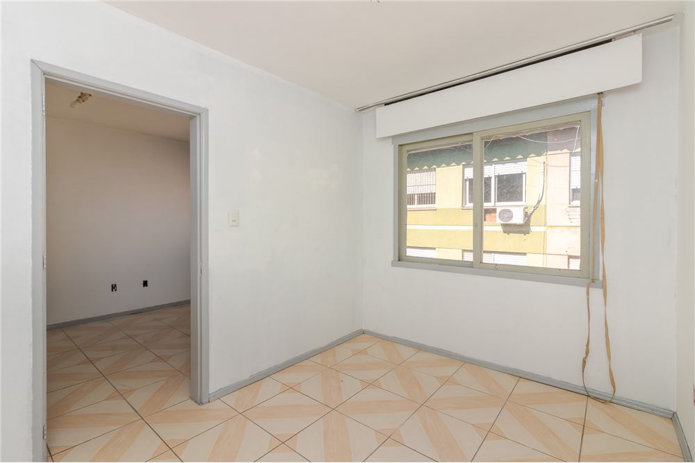 Apartamento à venda com 1 quarto, 49m² - Foto 2