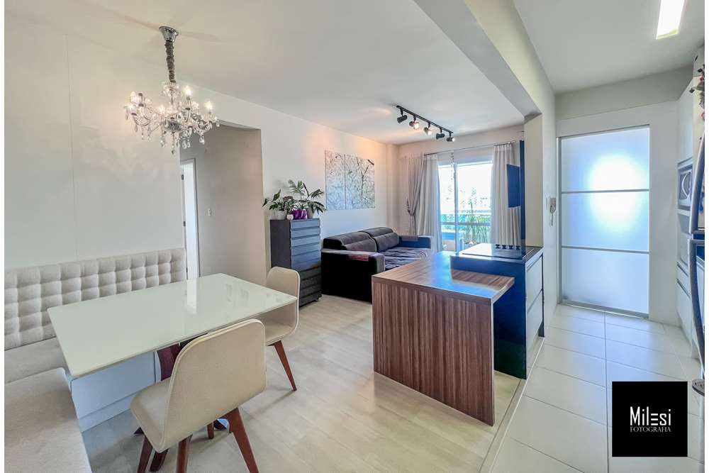 Apartamento à venda com 2 quartos, 72m² - Foto 4