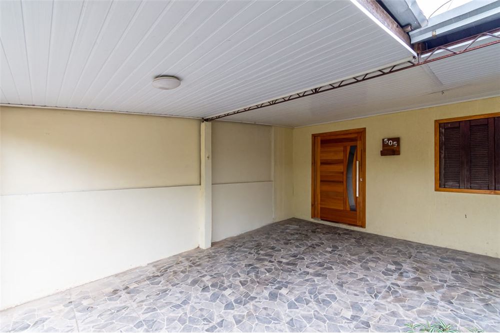 Casa à venda com 3 quartos, 80m² - Foto 1