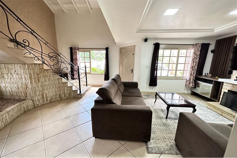 Casa à venda com 3 quartos, 650m² - Foto 6