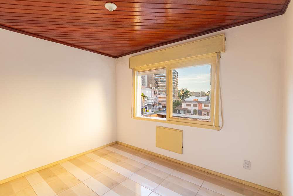 Apartamento à venda com 2 quartos, 76m² - Foto 4