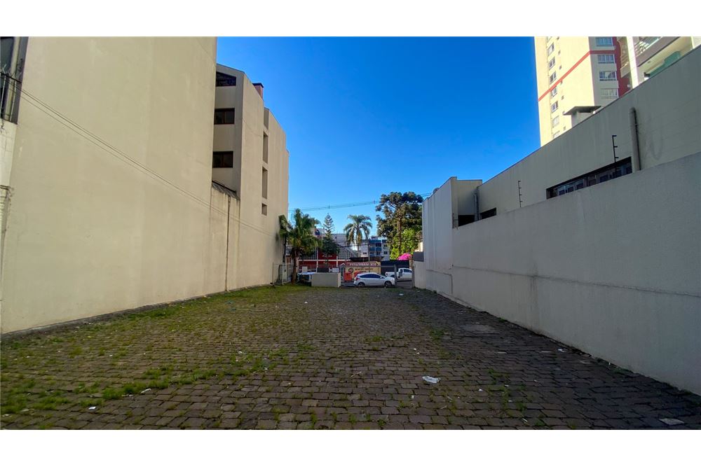 Prédio Inteiro para alugar, 692m² - Foto 2