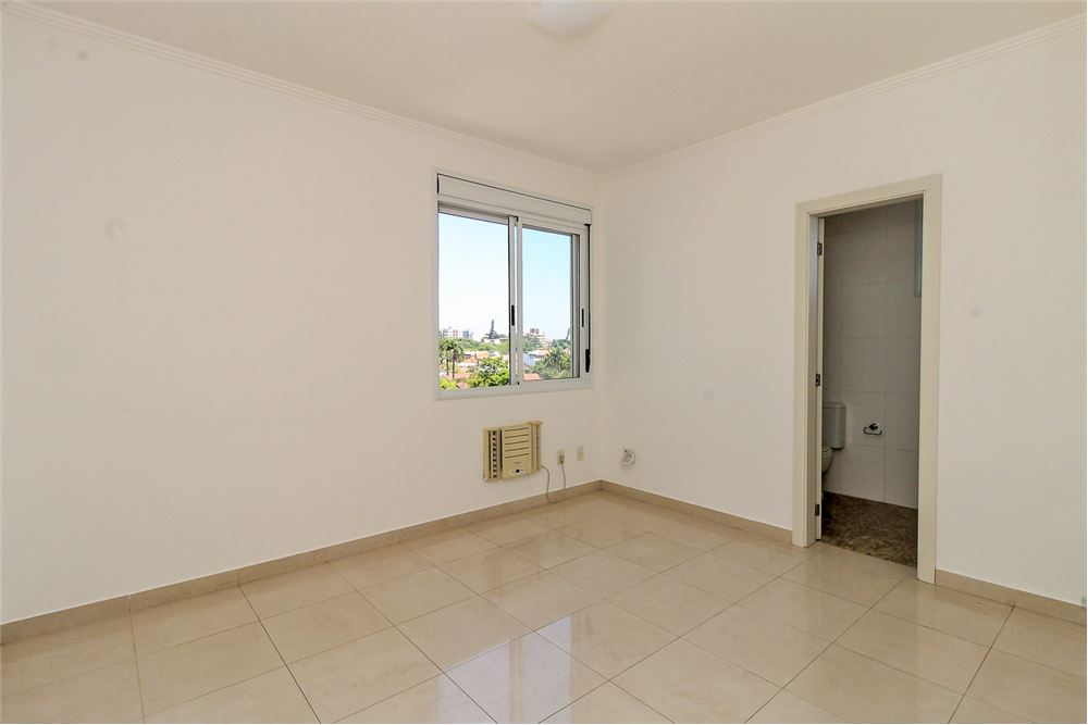 Apartamento à venda com 3 quartos, 123m² - Foto 11