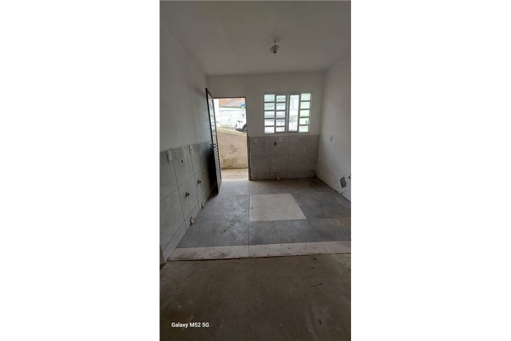 Casa à venda com 2 quartos, 131m² - Foto 3