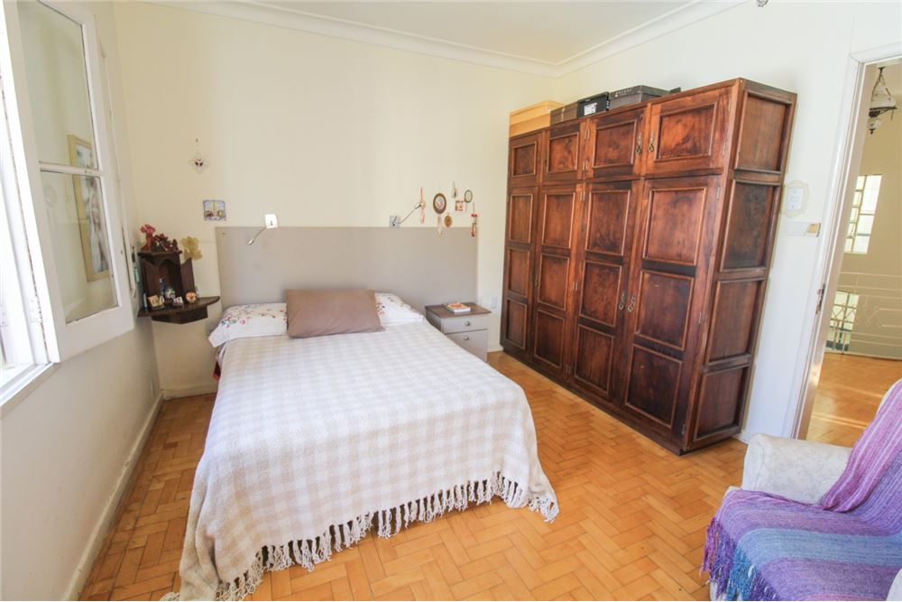 Casa à venda com 3 quartos, 298m² - Foto 12