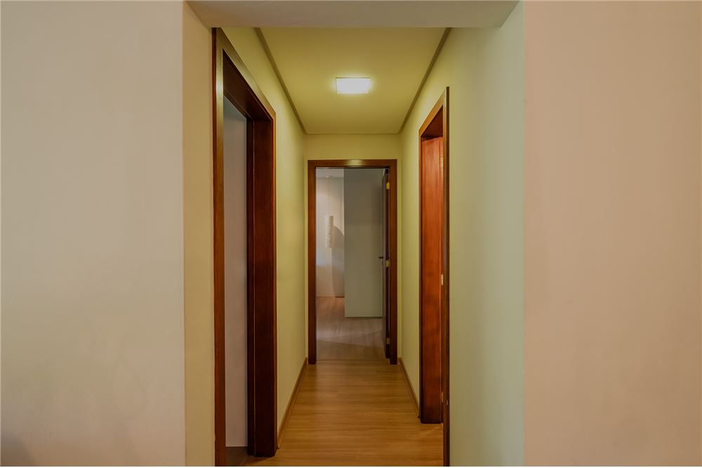 Apartamento à venda com 2 quartos, 79m² - Foto 10