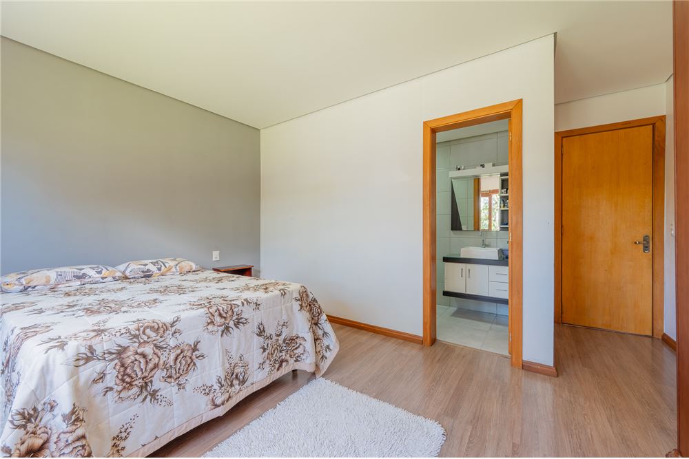 Casa à venda com 4 quartos, 164m² - Foto 13