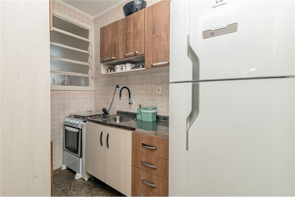 Apartamento à venda com 1 quarto, 45m² - Foto 9