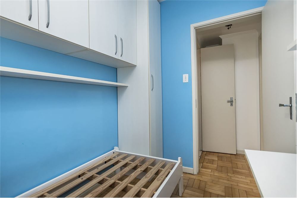 Apartamento à venda com 3 quartos, 119m² - Foto 9