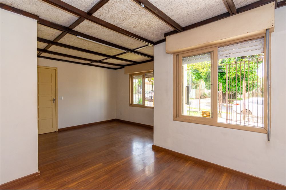 Casa à venda com 4 quartos, 152m² - Foto 4