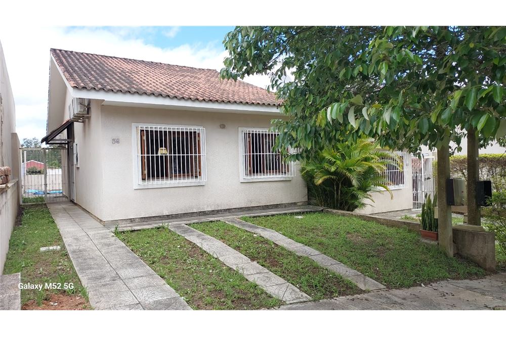 Casa de Condomínio à venda com 2 quartos, 200m² - Foto 1