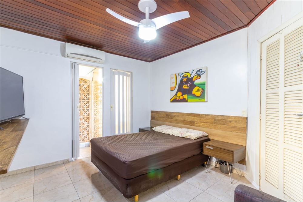 Casa à venda com 6 quartos, 360m² - Foto 19