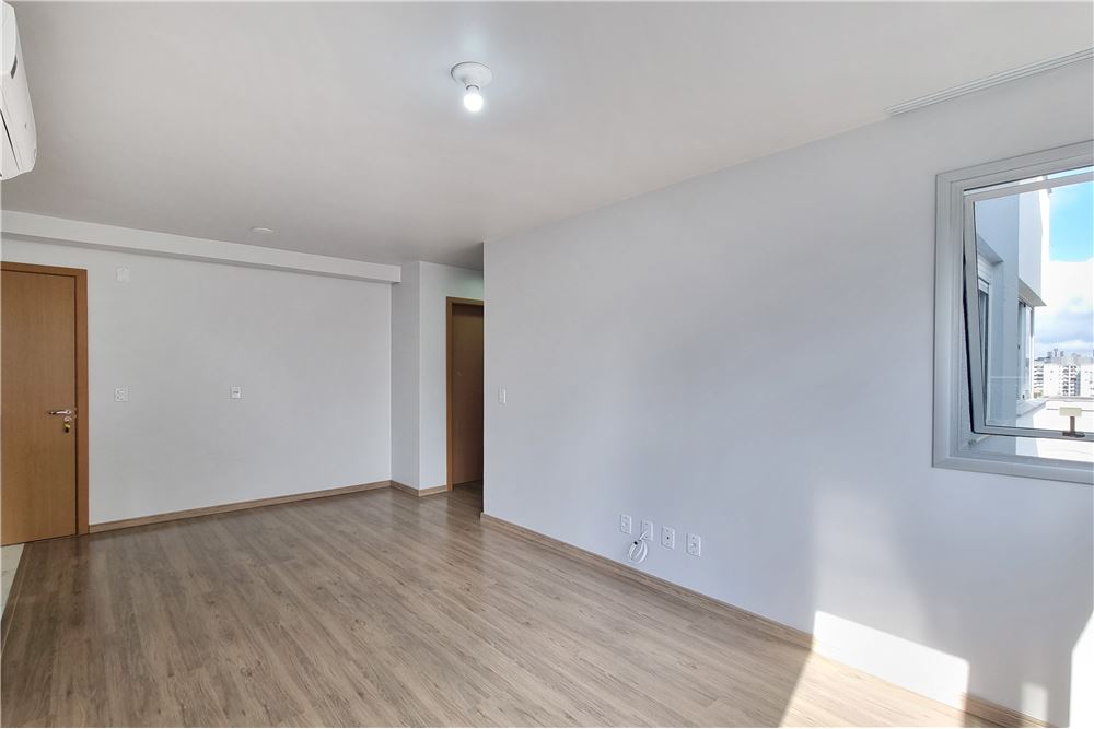 Apartamento à venda com 2 quartos, 106m² - Foto 4