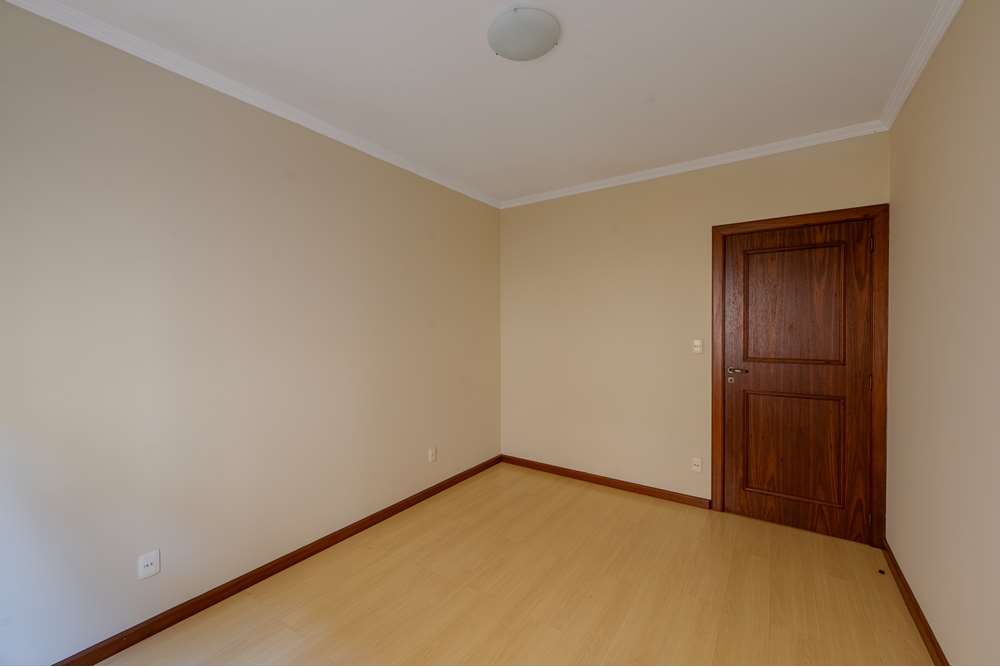 Apartamento à venda com 2 quartos, 75m² - Foto 12