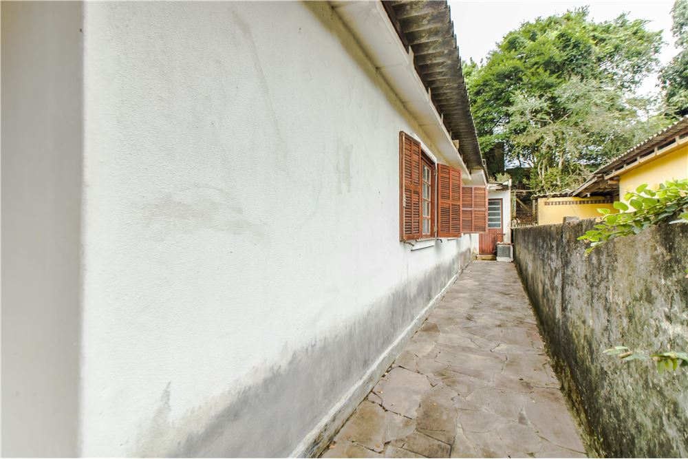 Casa à venda com 3 quartos, 300m² - Foto 24