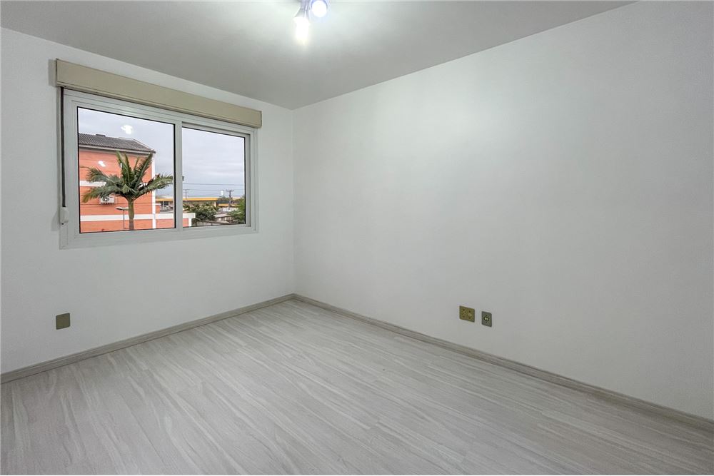 Apartamento à venda com 1 quarto, 36m² - Foto 2