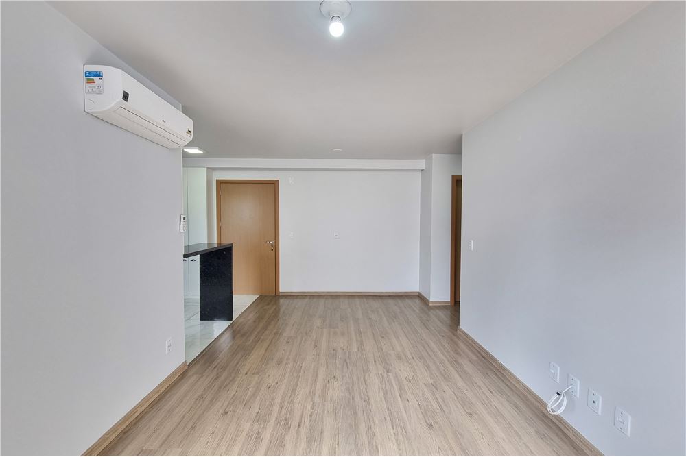 Apartamento à venda com 2 quartos, 106m² - Foto 5