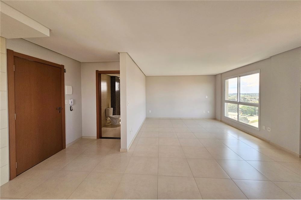 Apartamento à venda com 1 quarto, 57m² - Foto 2